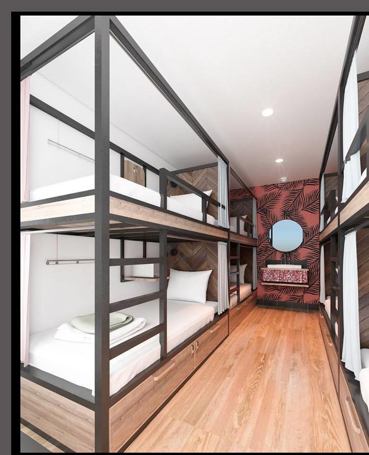 Hotel Four C