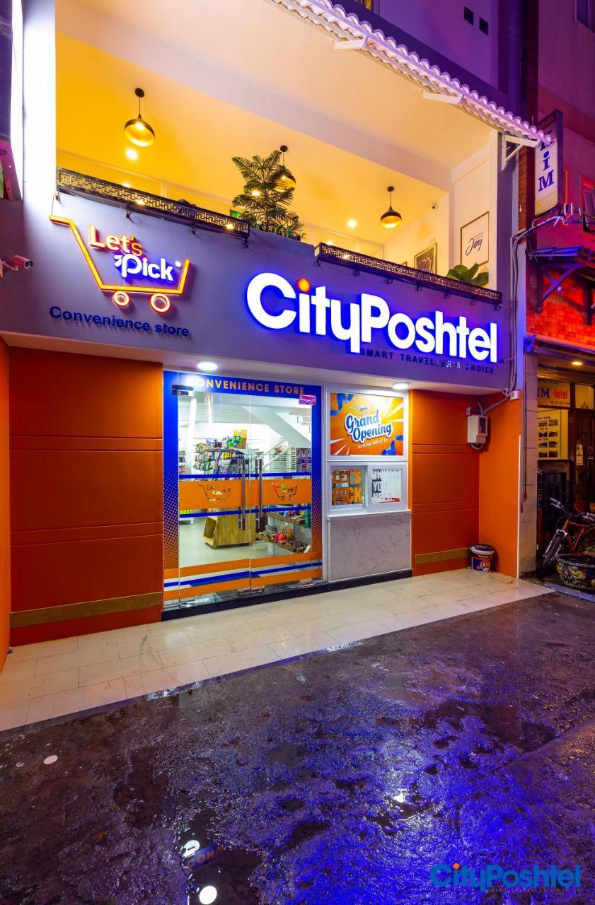 Poshtel Hostel