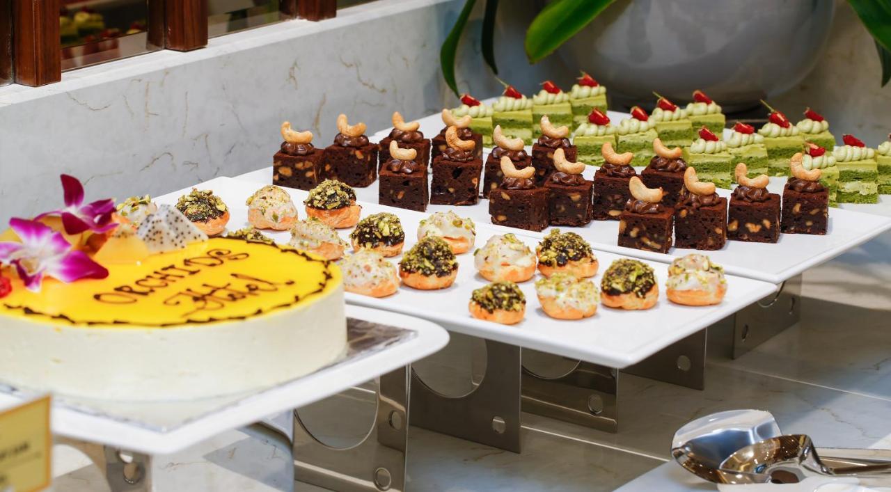 Orchids Saigon 4*