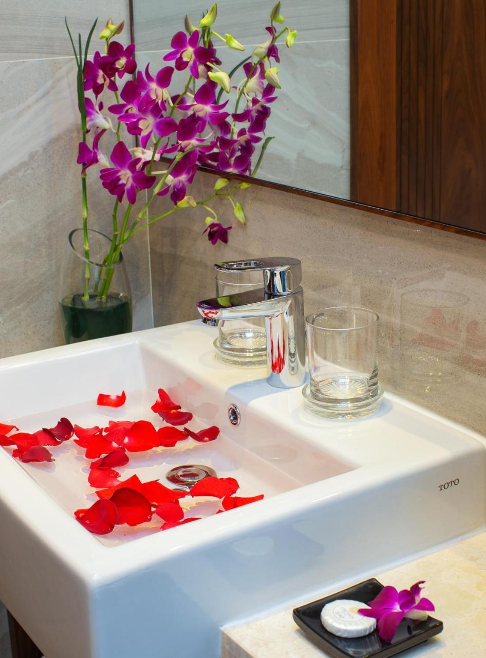Orchids Saigon Hotel 4*