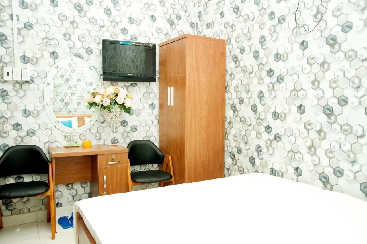 Trinh Ngọc 2* Ho Chi Minh City