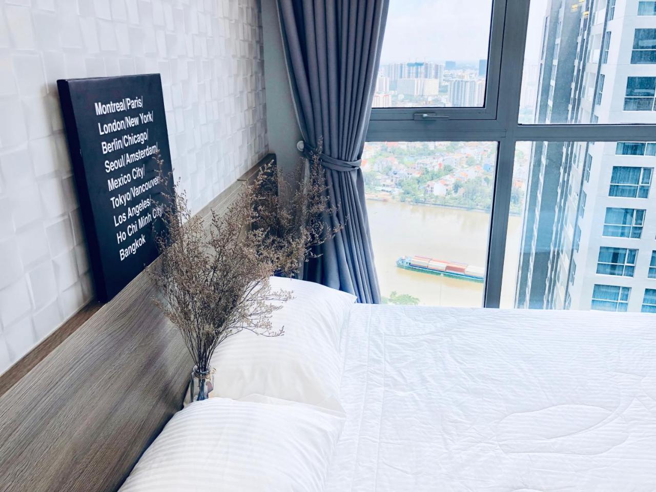 Travelaholic's Inn 2*
