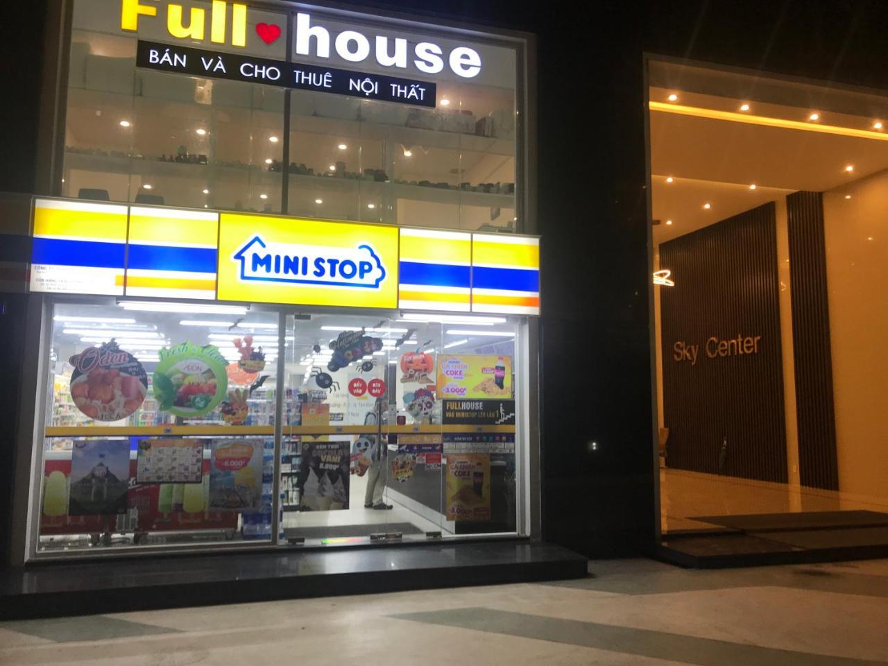 Skyhomes - Tan Son Nhat Airport Hotel 4*
