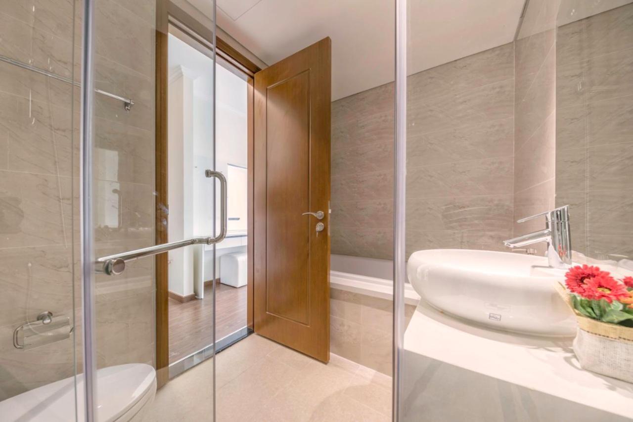 Luxury Vinhomes Central Park Apartment Ho Chi Minh City