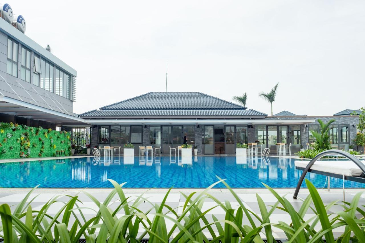 Saigon Villas Hill Villa *