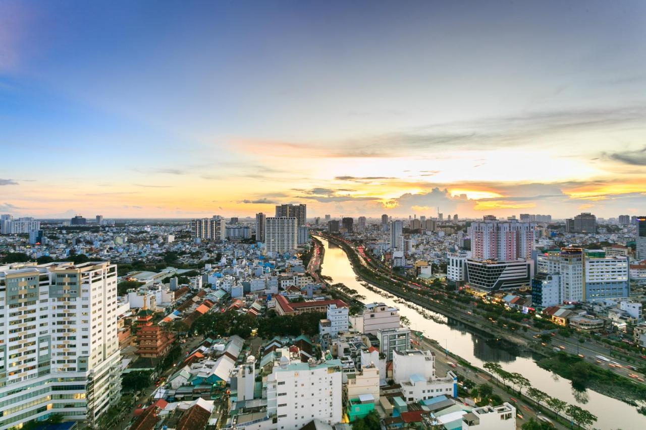 Saigon - River Gate Riverside