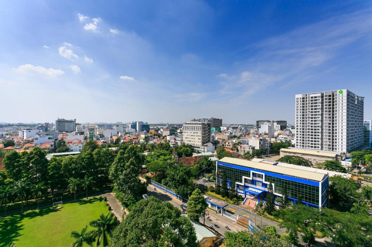 Kirakuan Parkview 2br Pool/gym/balcony * Ho Chi Minh City