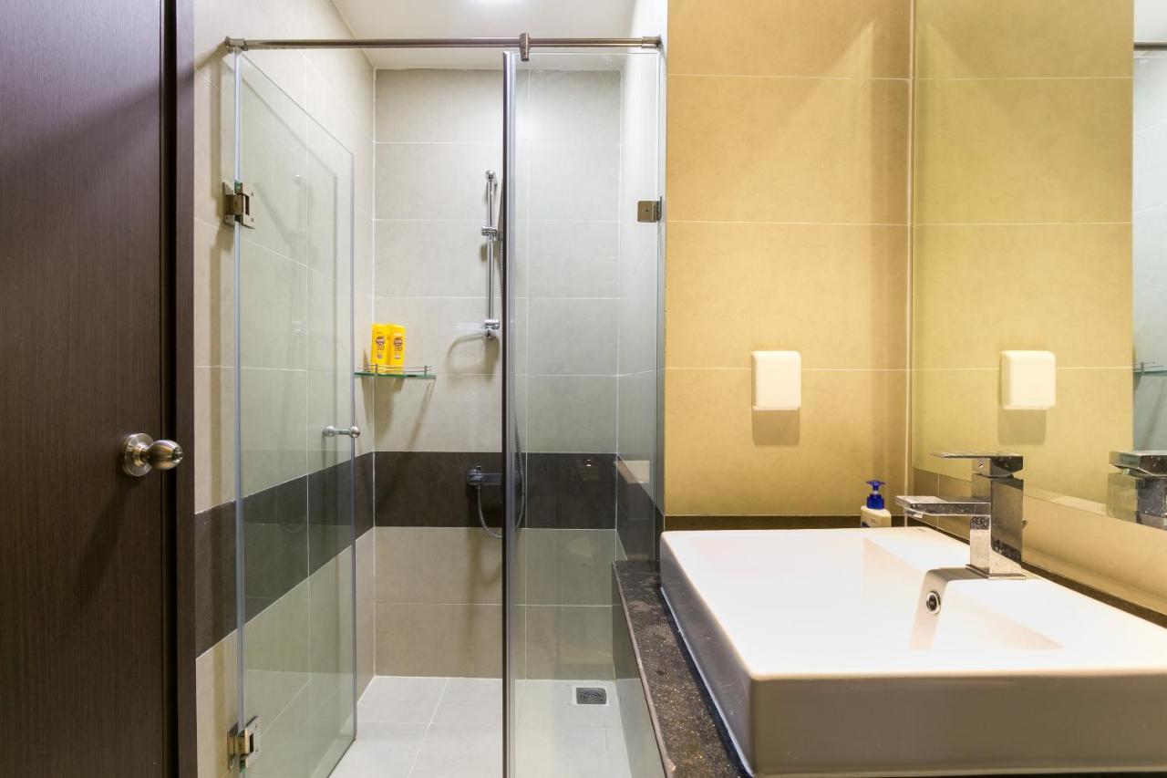 Kirakuan Parkview 2br Pool/gym/balcony Apartment
