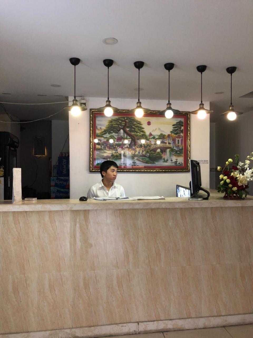 Eros Bandar Ho Chi Minh