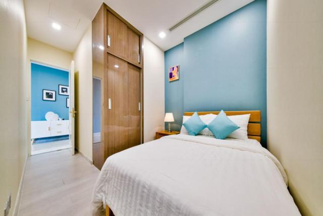 Apartment Aqua 4, Vinhomes Golden River *