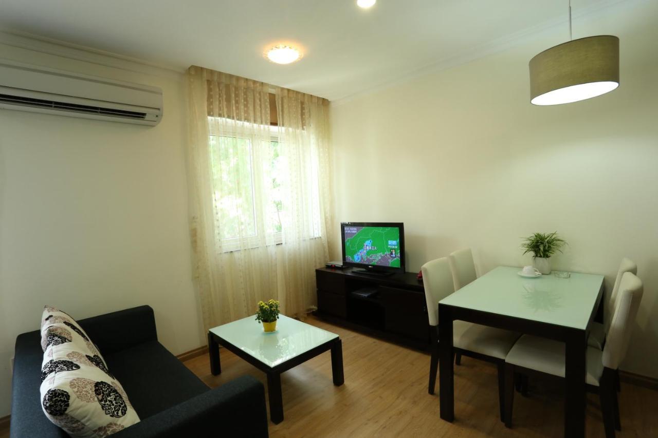 Song Hung & Serviced - Ho Dich Vu & Khach San Hotel 3*