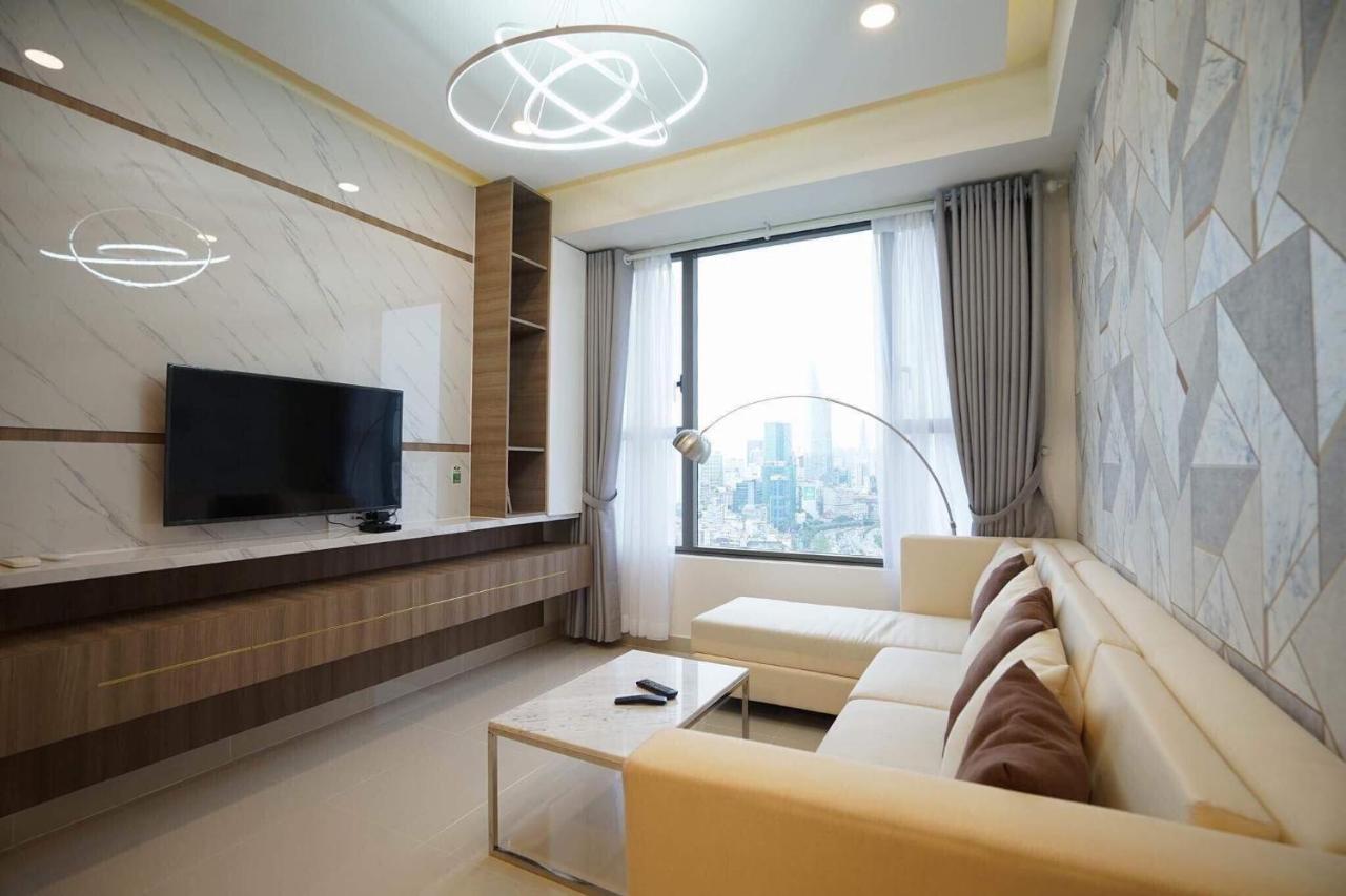 Garden & Pool Signature Rivergate Apartment *
