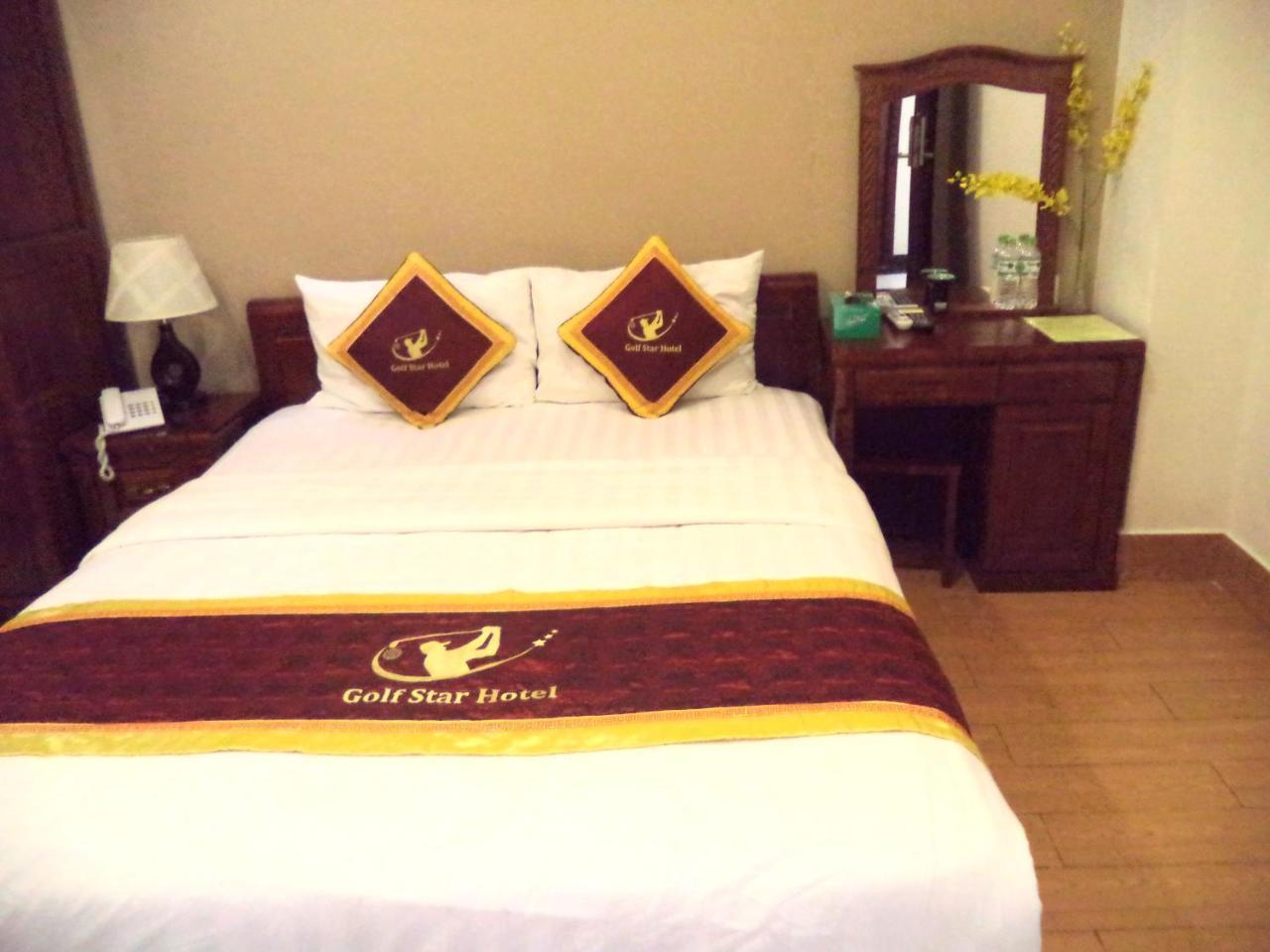 Hotel Golf Star 2*