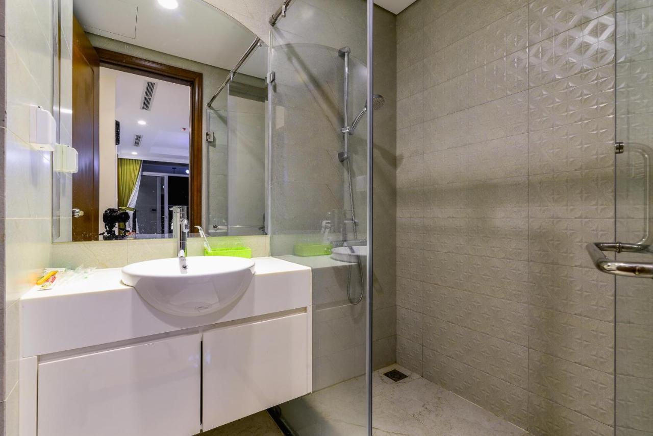Apartment Deluxe 3br Apartment- Vinhomes Central Park Ho Chi Minh City
