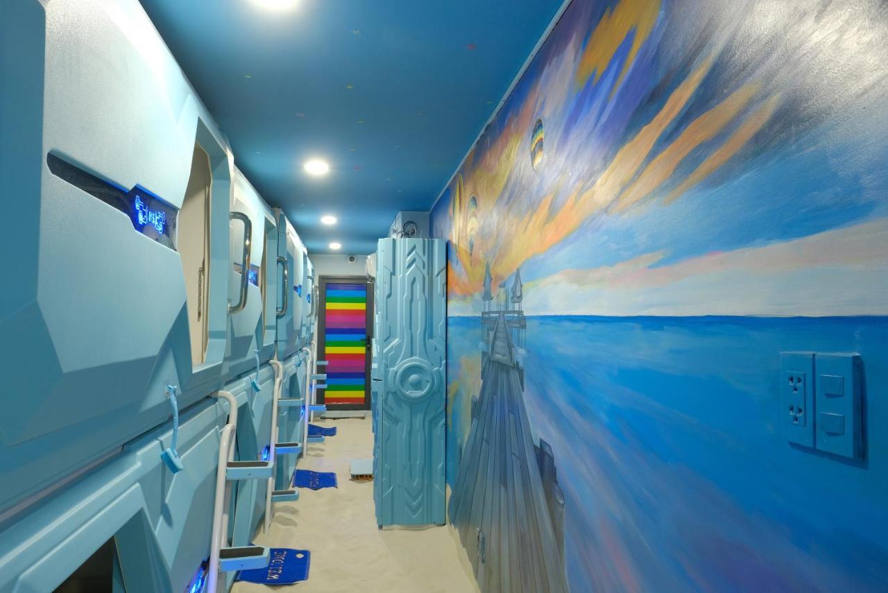 24h Saigon Capsule hotel 2*