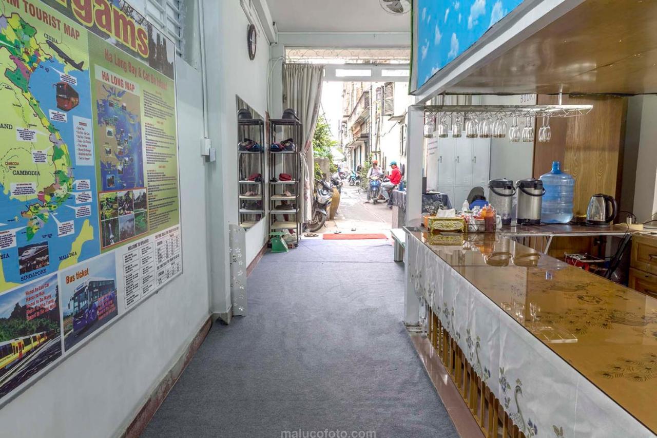 Hostel Saigon *