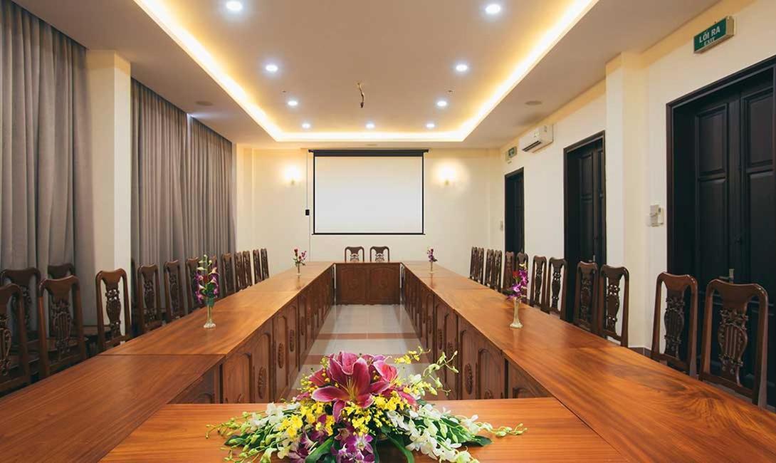 Khách sạn T78