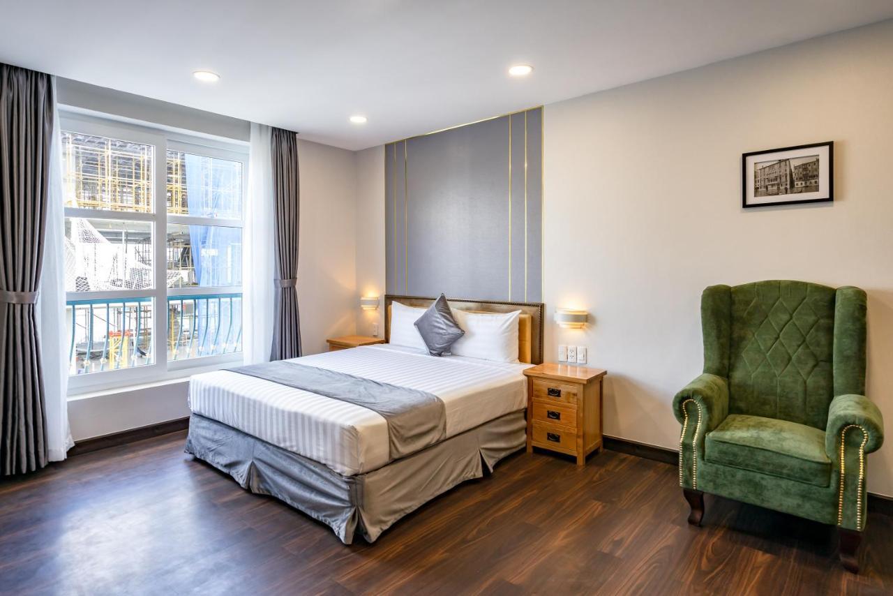 Emerald Hotel 3*