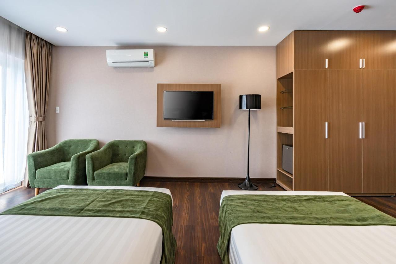 Hotel Emerald