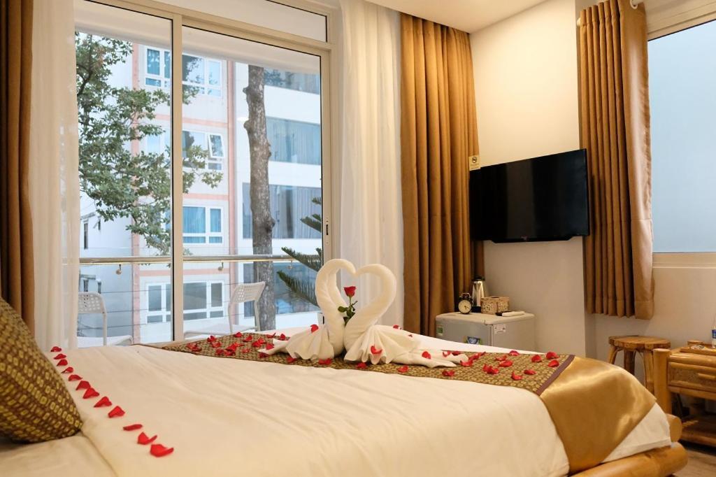 The Umi Hotel 3*