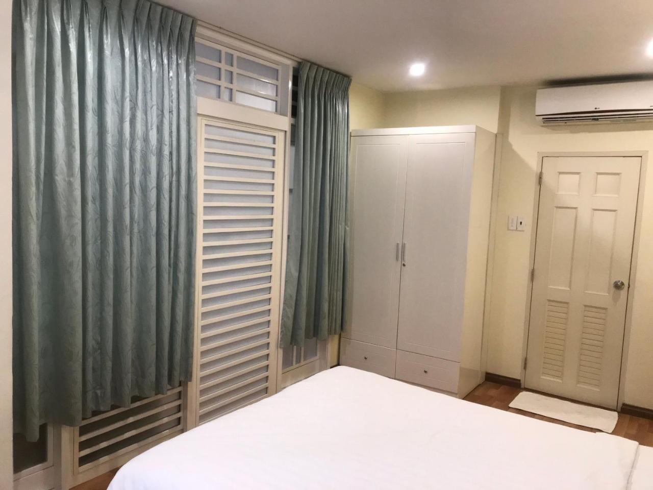 Bamboo House Serviced *