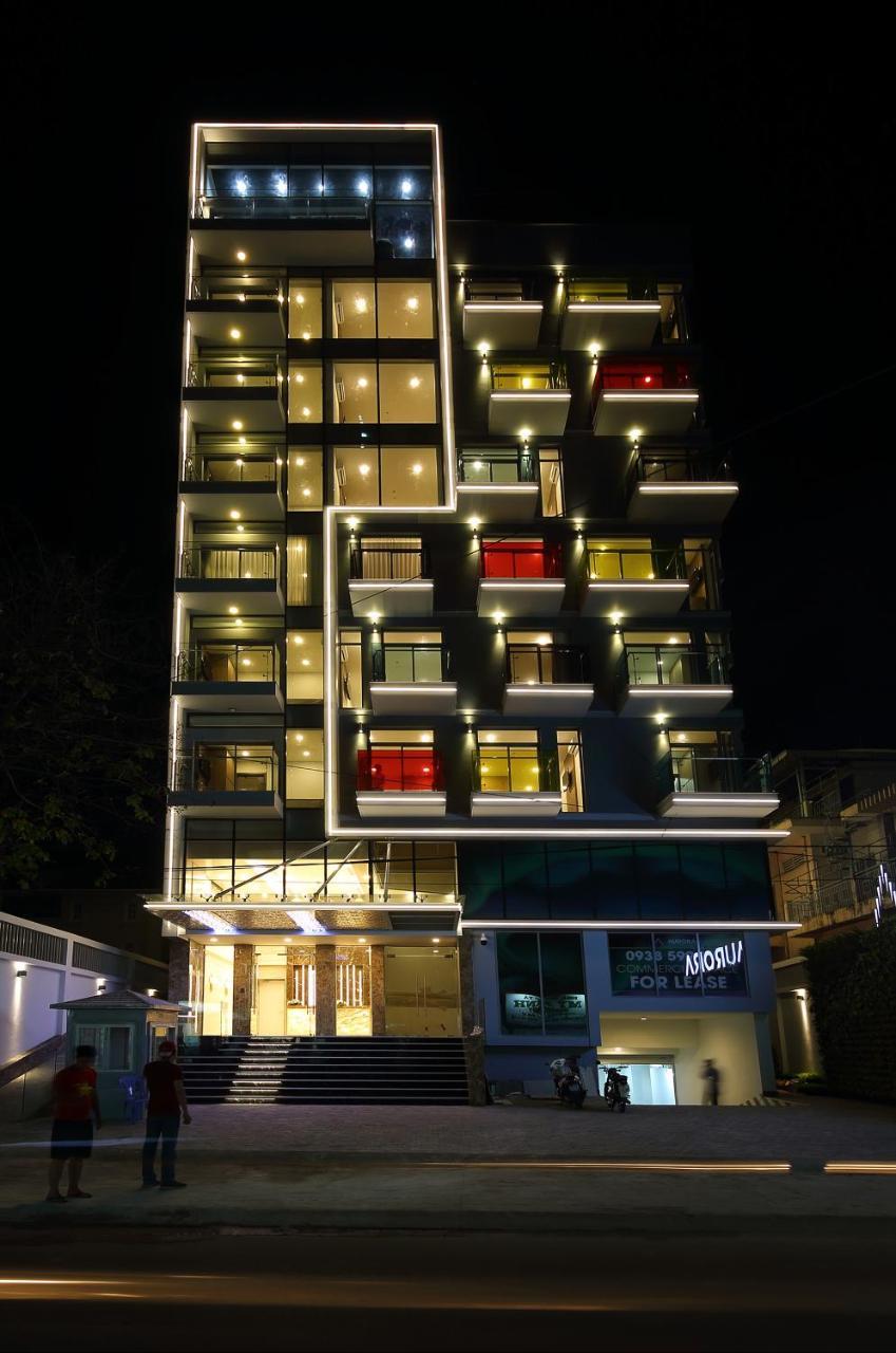 Khách sạn Aurora Western Village