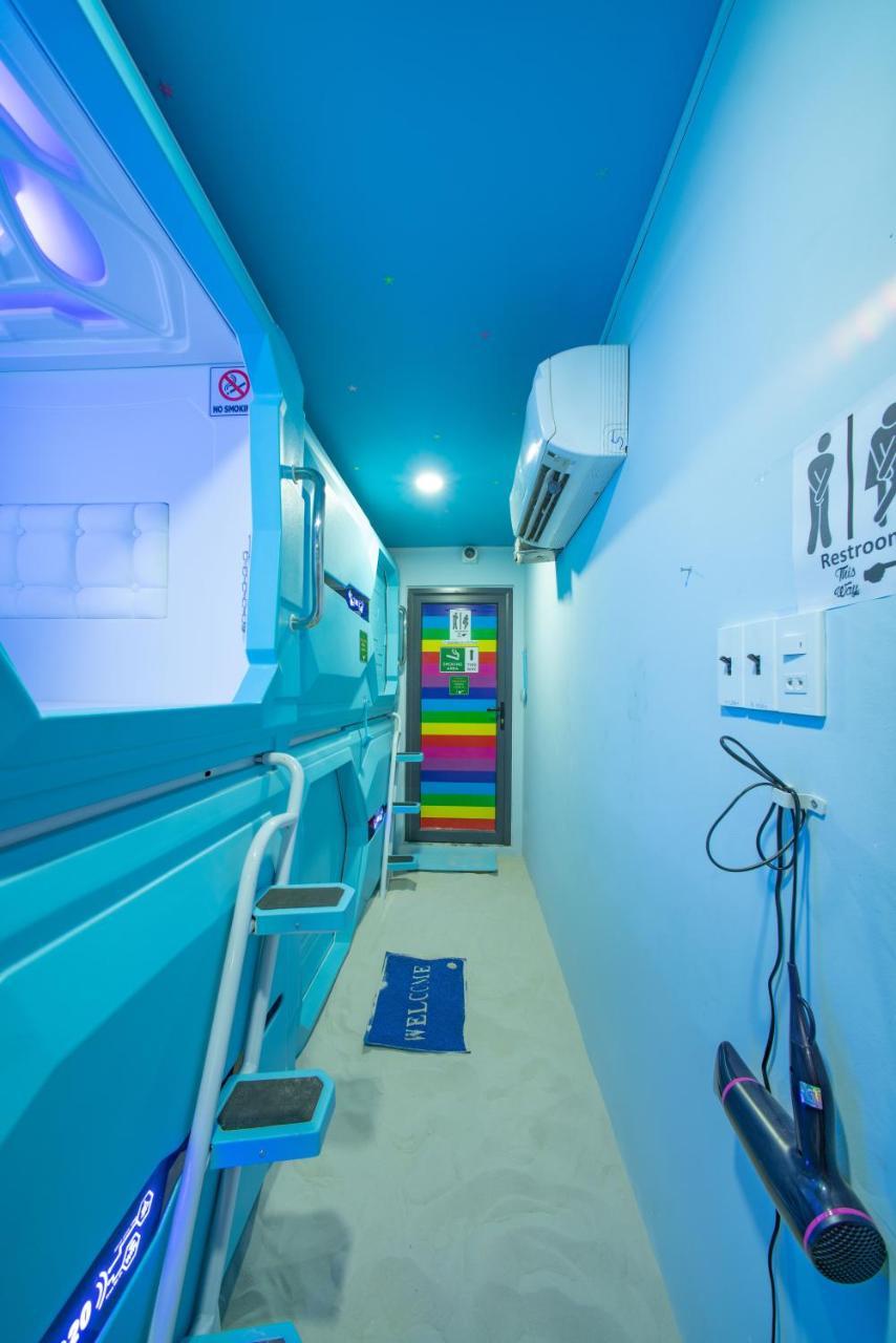 Capsule hotel 24h Saigon
