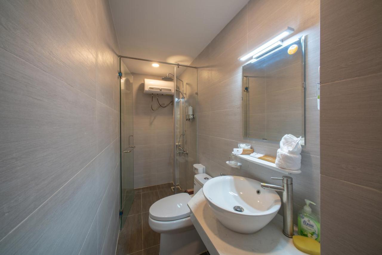24h Saigon Capsule hotel 2*