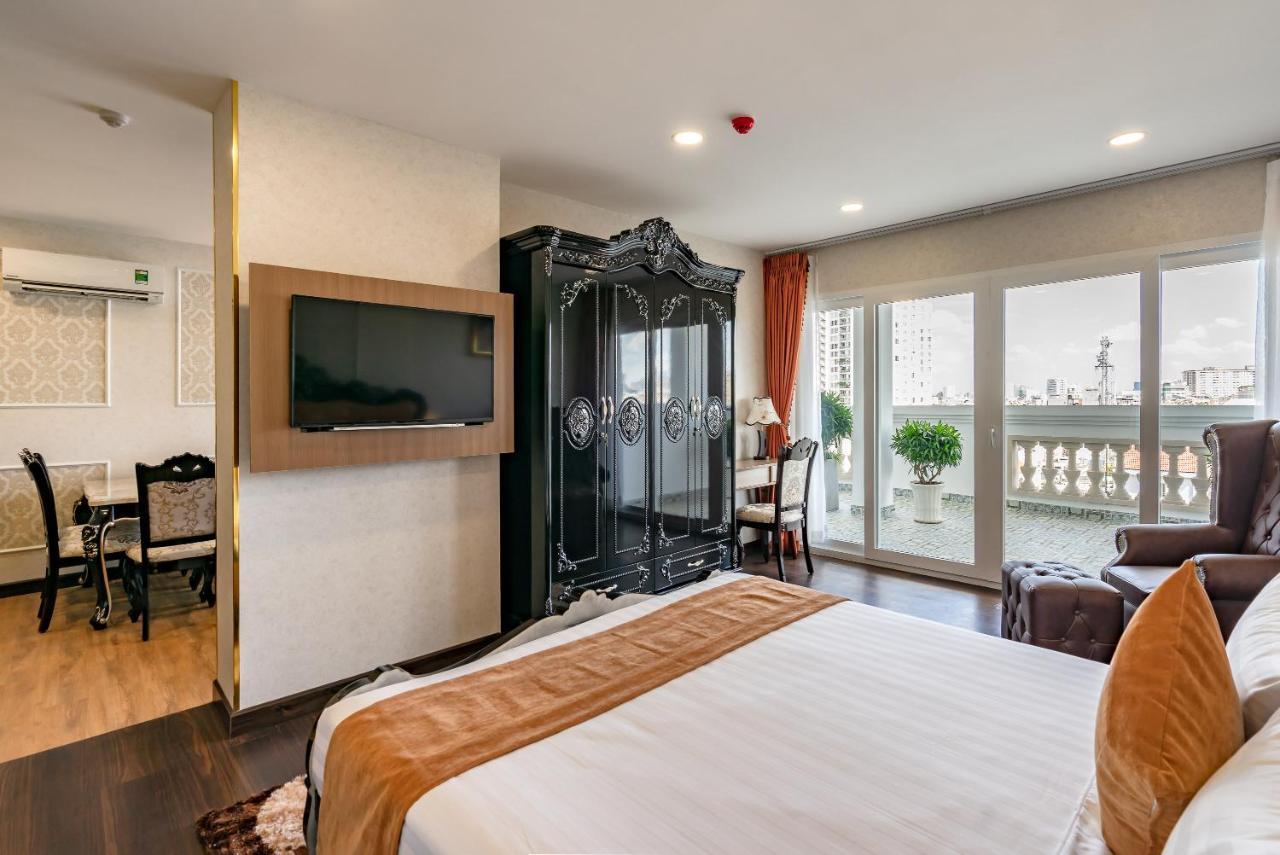 Emerald Hotel