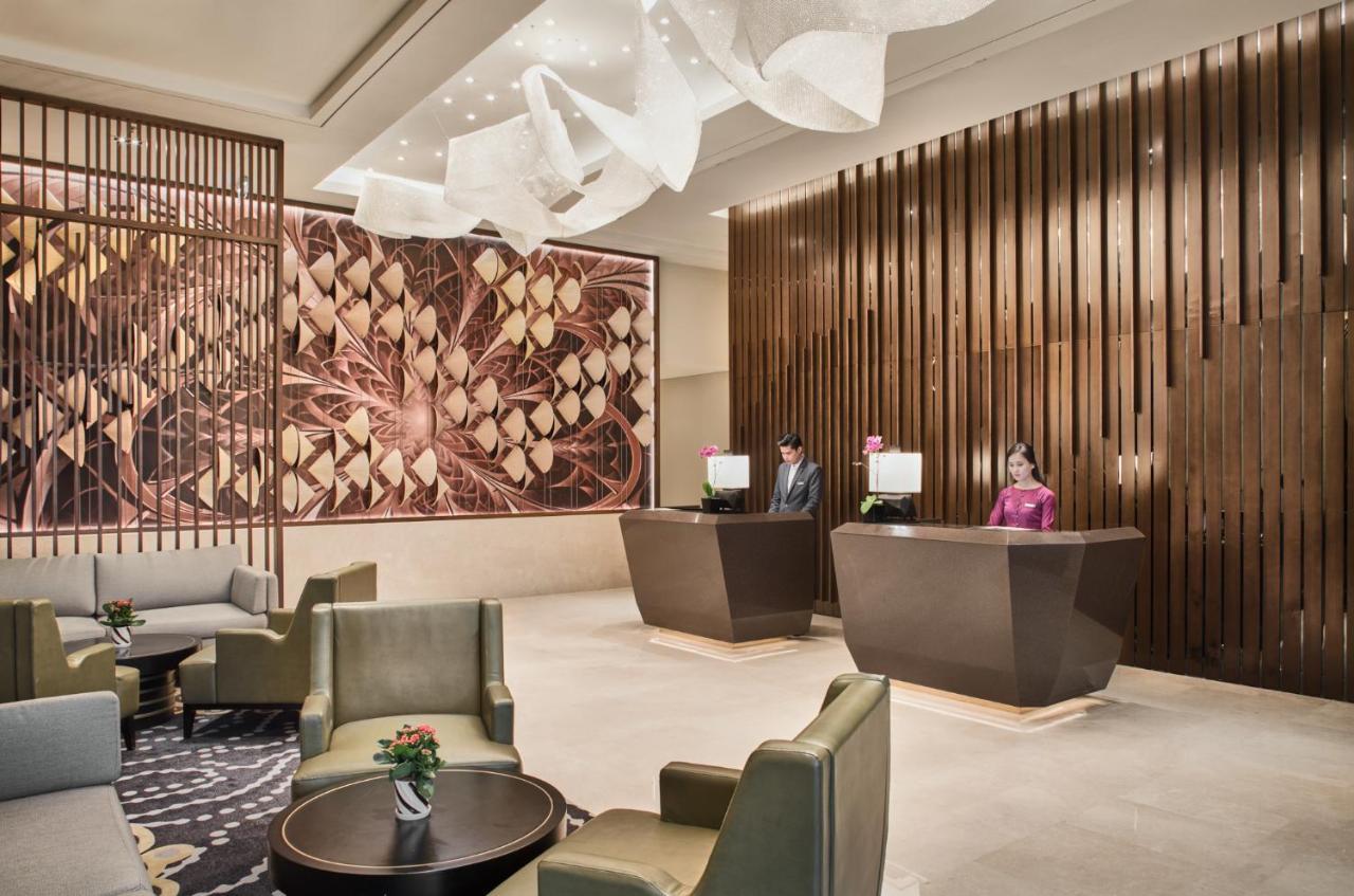 Oakwood Saigon Aparthotel 5*