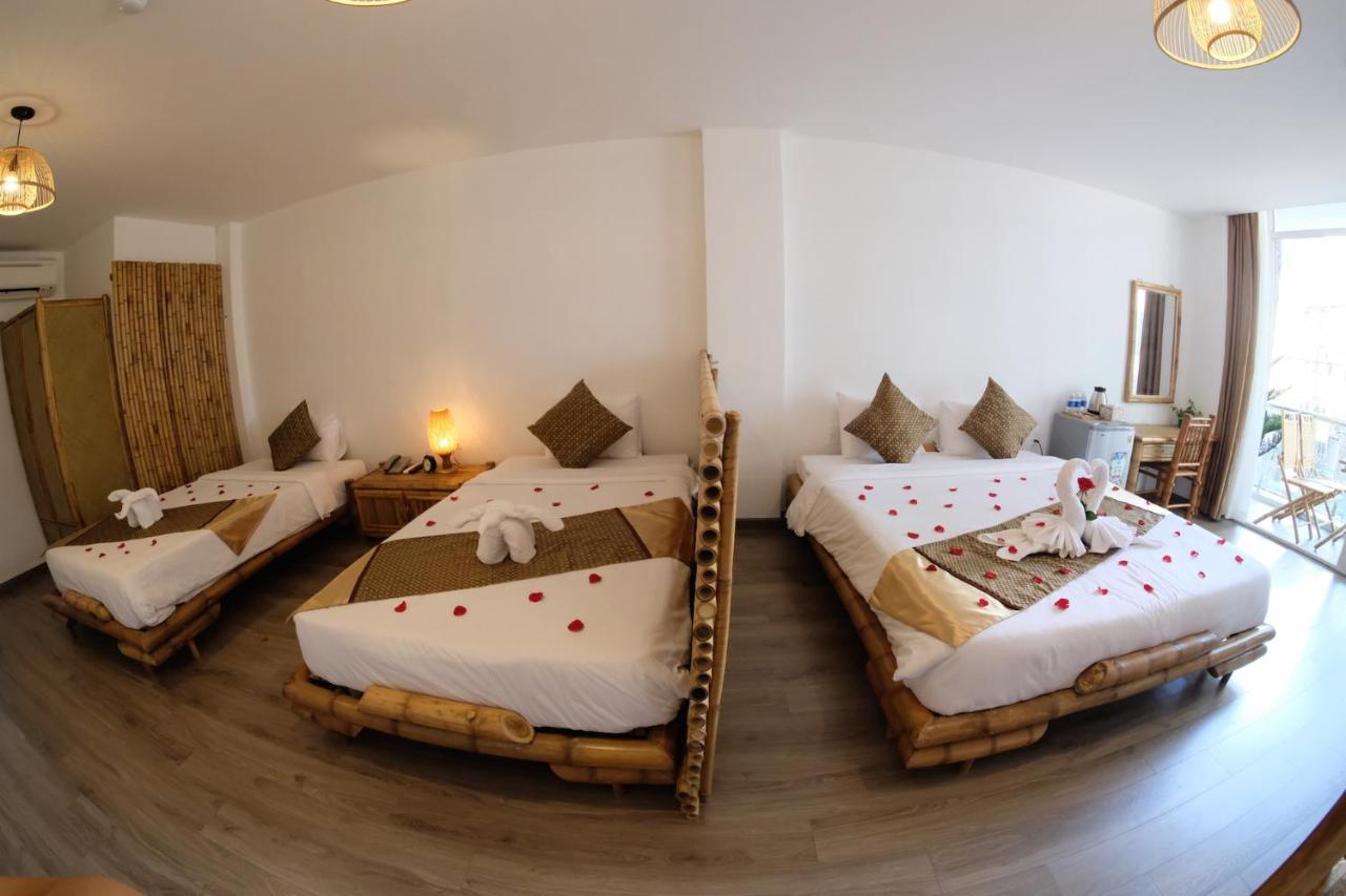 The Umi Hotel 3*