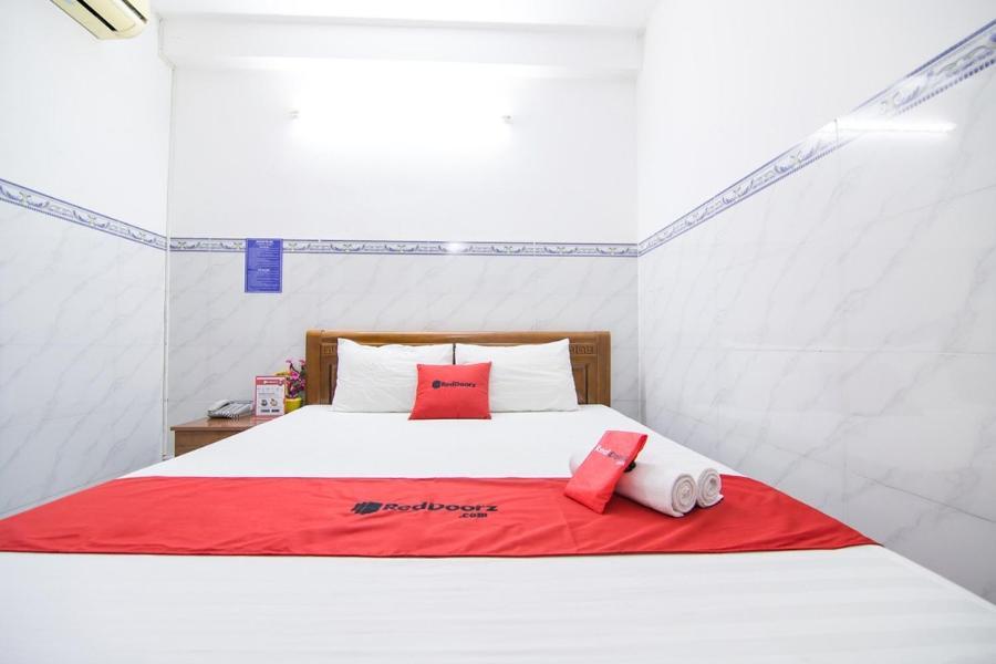Reddoorz Hoang Tuan Hotel
