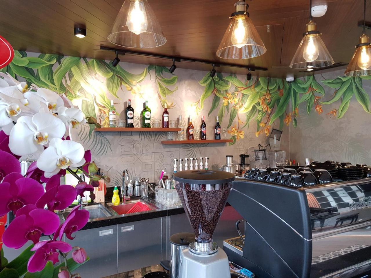 Orchid Boutique & Ho Chi Minh City