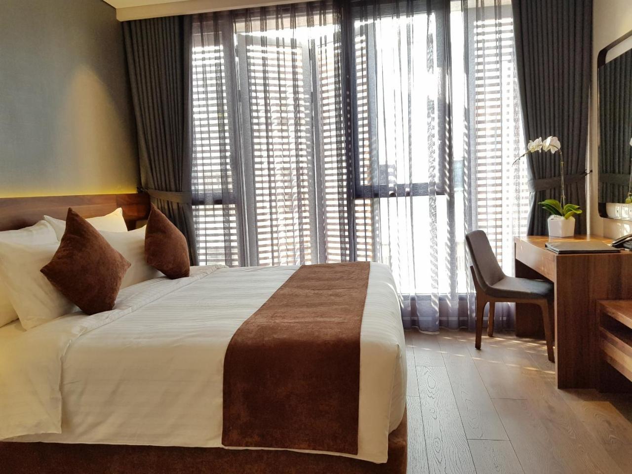 Orchid Boutique & Ho Chi Minh City