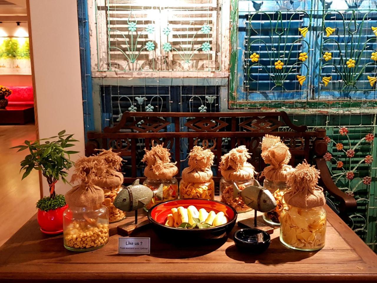 Hotel Asian Ruby Center Point & 3*