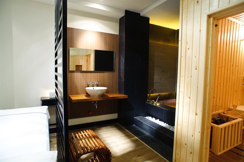 Palace Saigon 4* Ho Chi Minh City