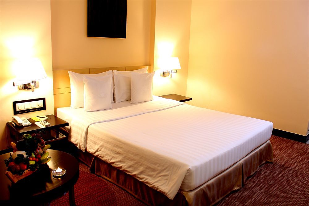 Palace Saigon Ho Chi Minh City