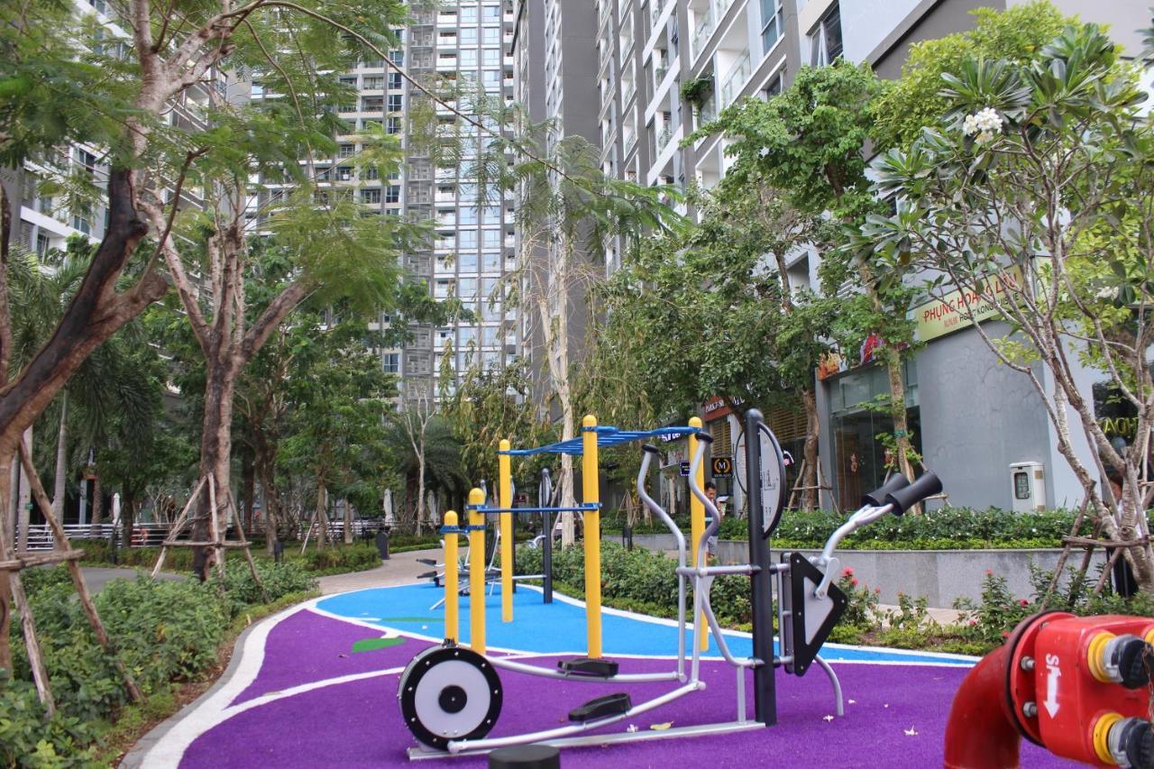 Luxhomes Saigon - Vinhomes Park *