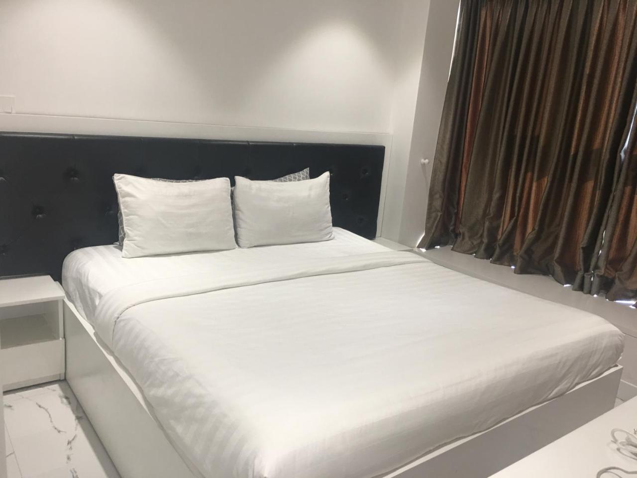 Luxury Apartment, Great View 2 Bedroom Ho Chi Minh City