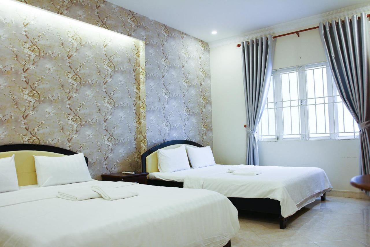Violet Star And Hotel *