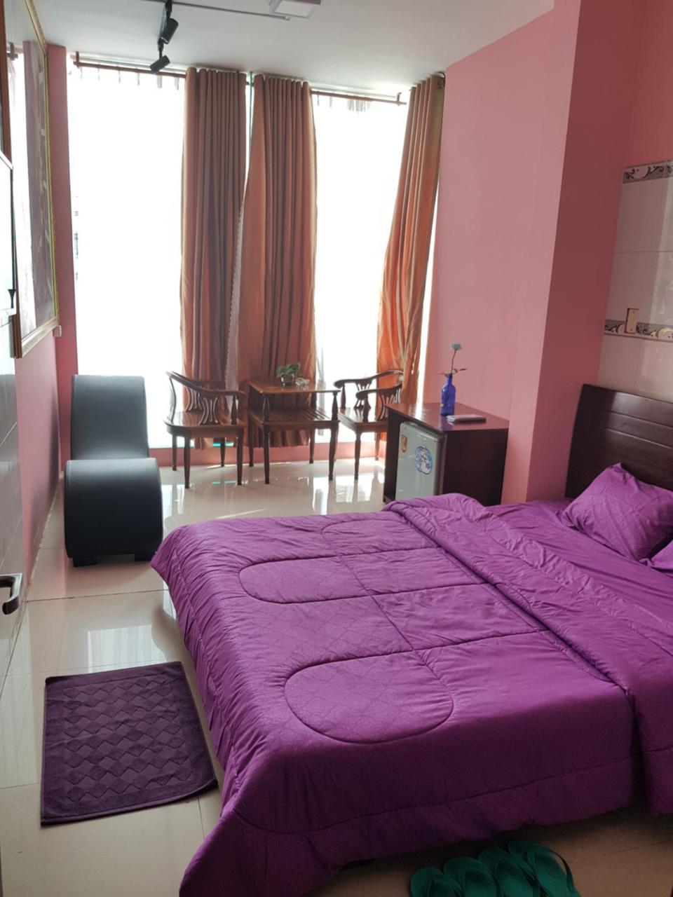 Khach San Gims Love hotel