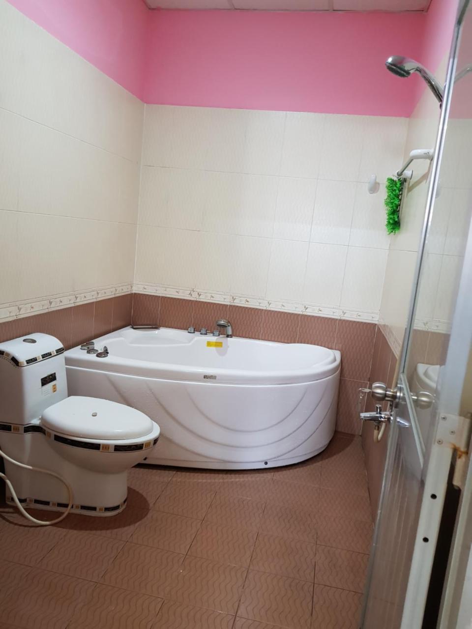 Love hotel Khach San Gims