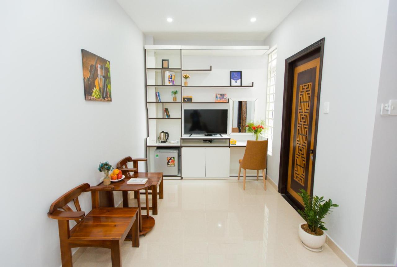 Cbd - In Central - The Art Apartment