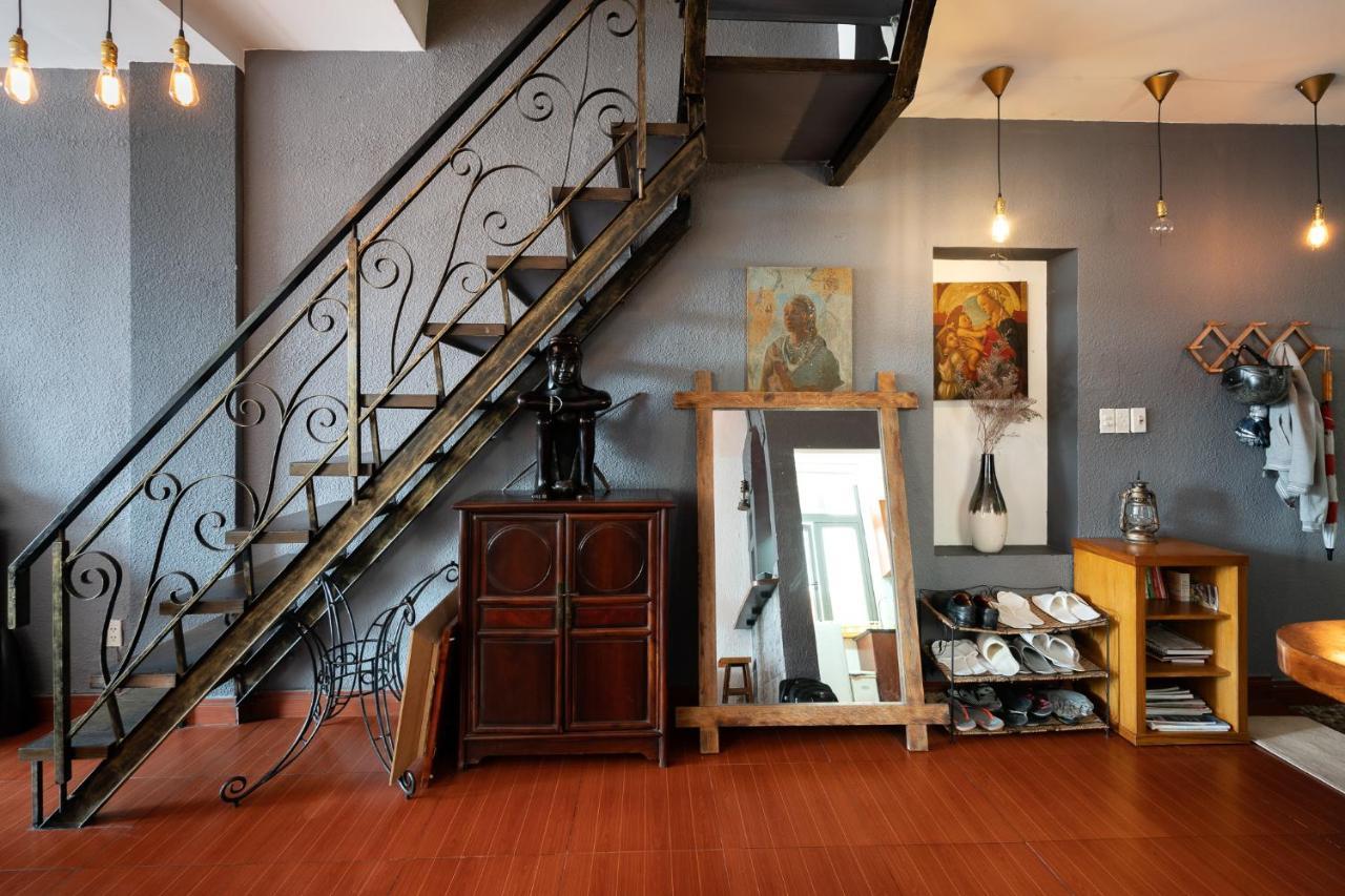 French Colonial *