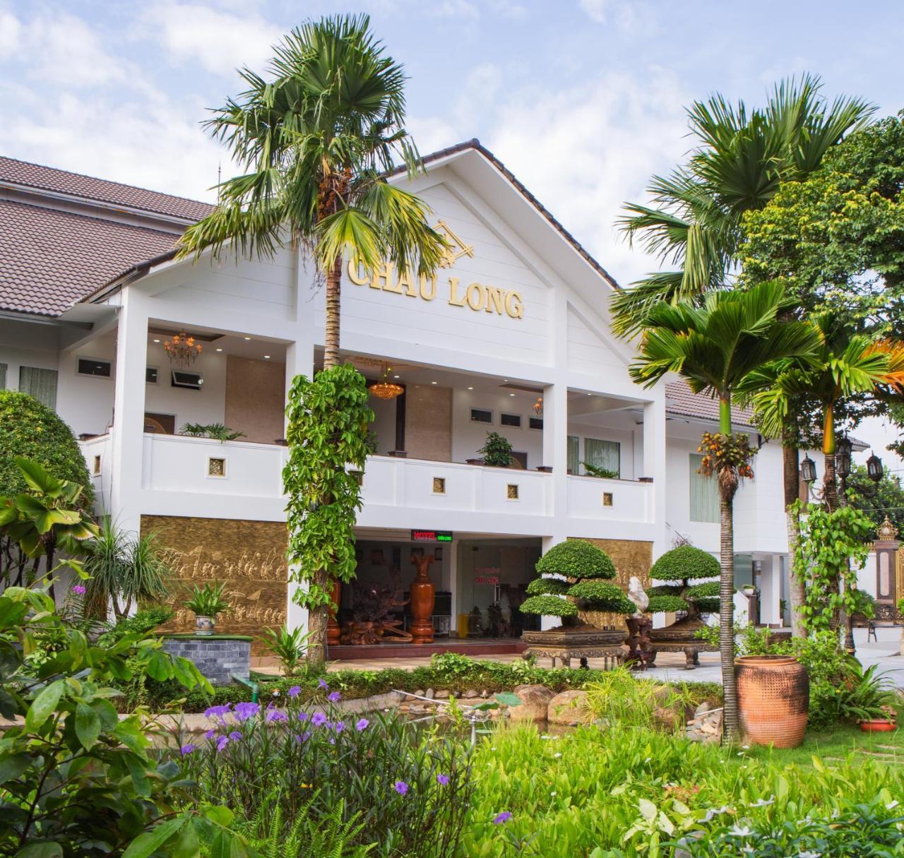Chau Long Hotel *