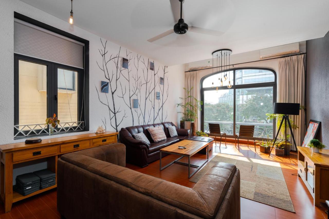 Apartment French Colonial *