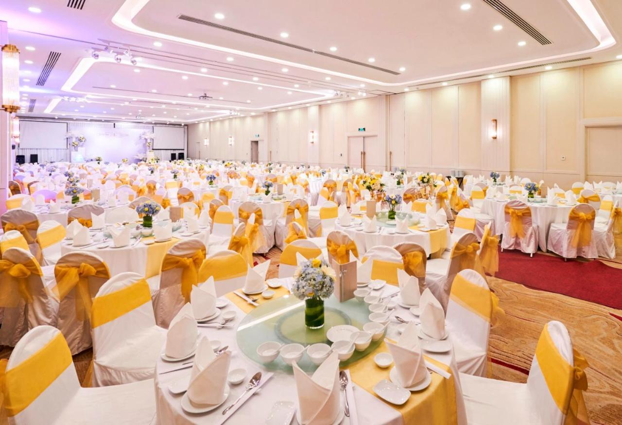 Eastin Grand Saigon Khách sạn