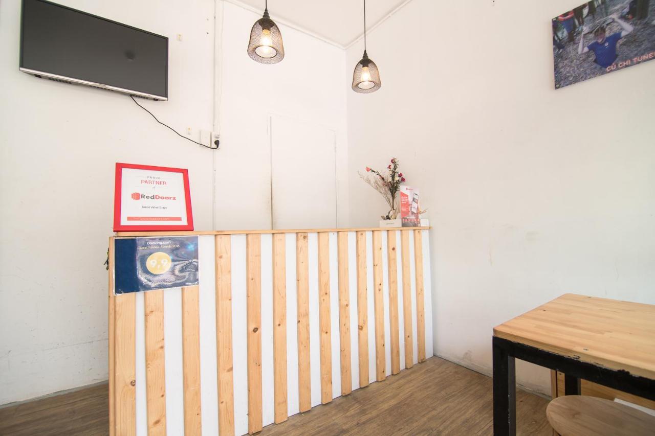 Reddoorz @ Tran Hung Dao Street Ho Chi Minh City