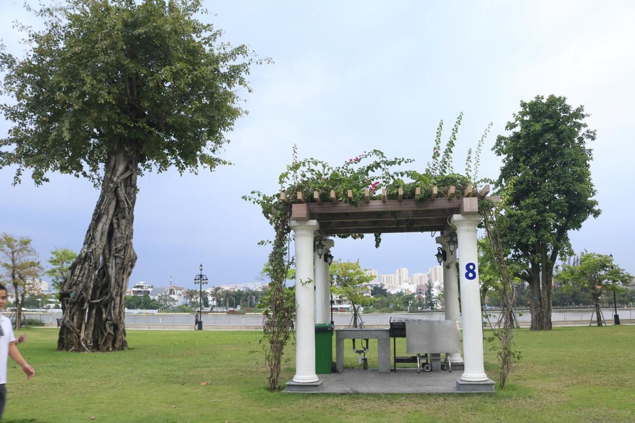 2br 79m2 & Free Pool - Vinhomes Park * Ho Chi Minh City