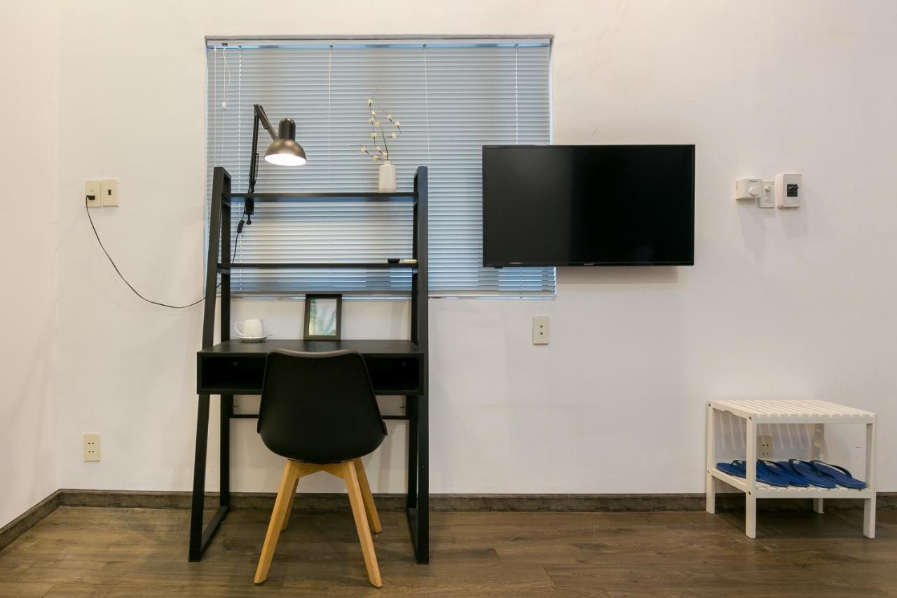 Apartment An *
